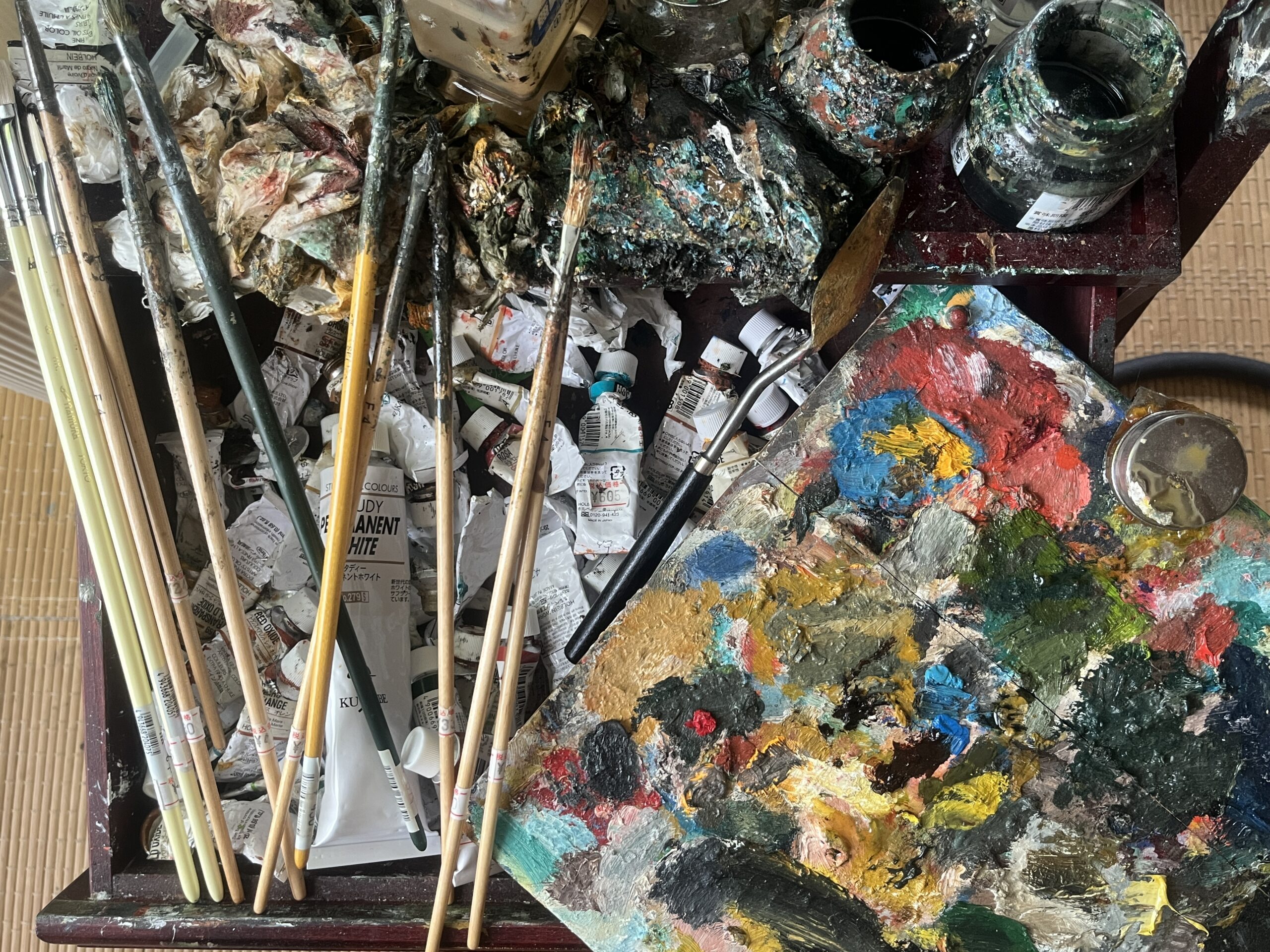 「チカラ」を宿す制作｜絵画に昇華される切り取られた風景の魅力